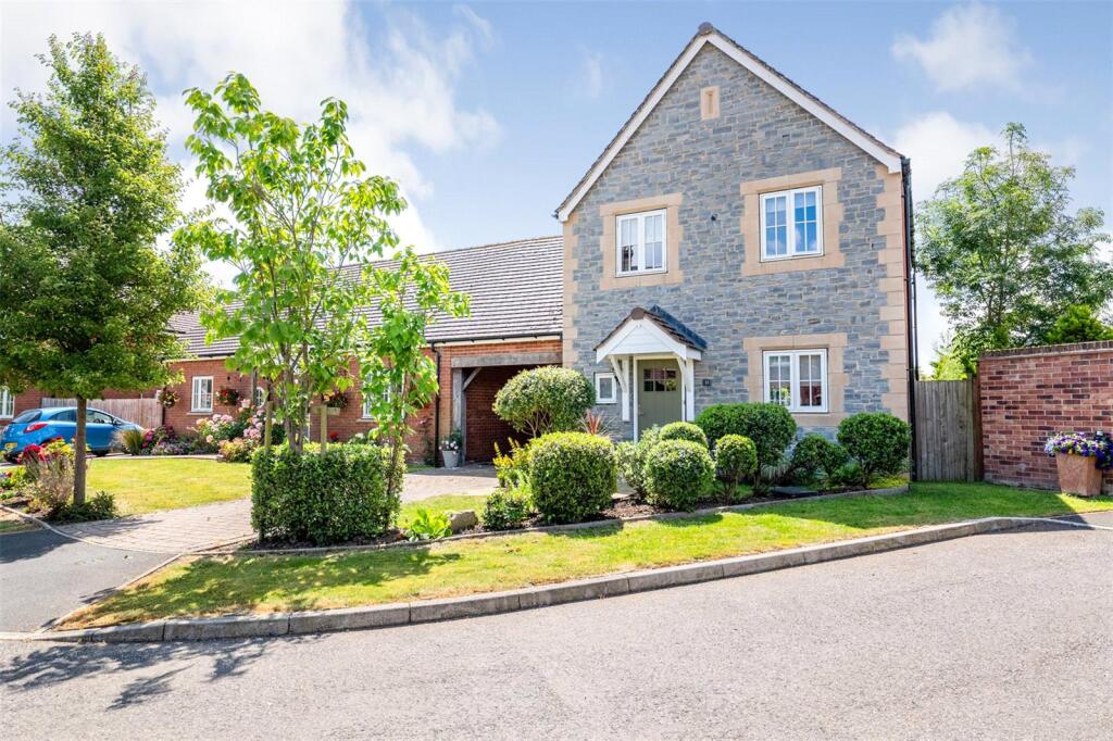 Main image of property: Wesley Gardens, STRATFORD-UPON-AVON, Warwickshire, CV37