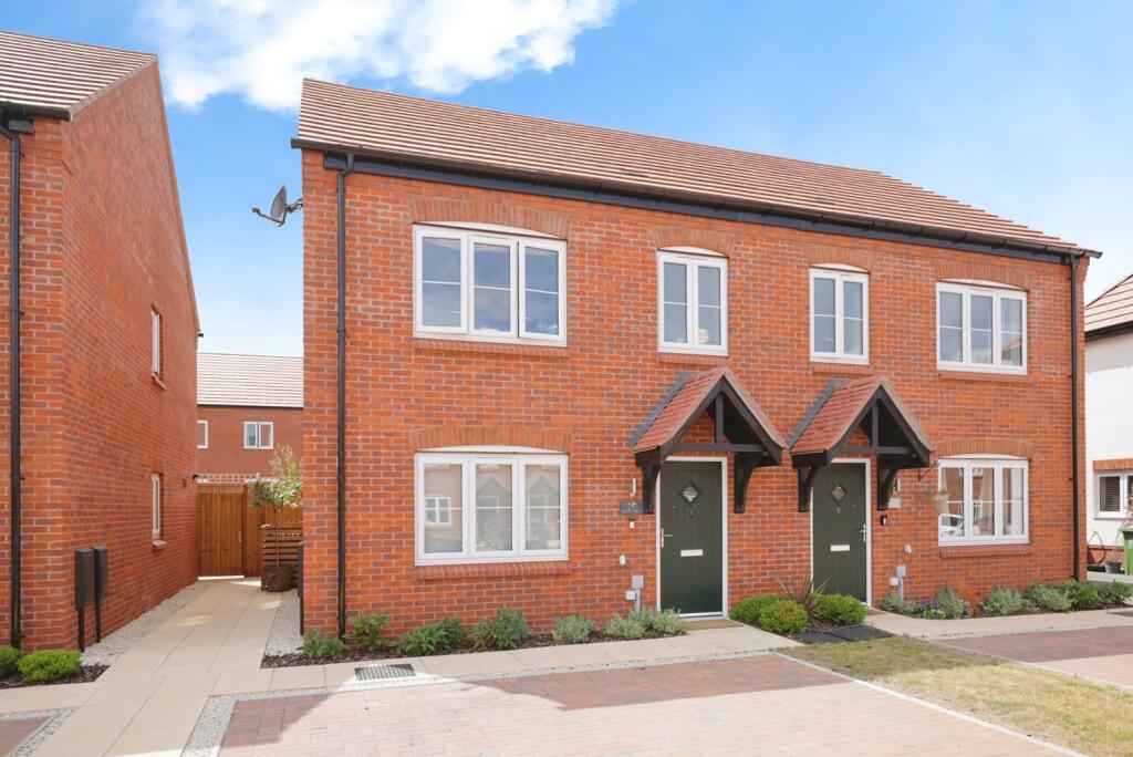 Main image of property: Hewlands Crescent, Stratford-upon-Avon, Warwickshire, CV37