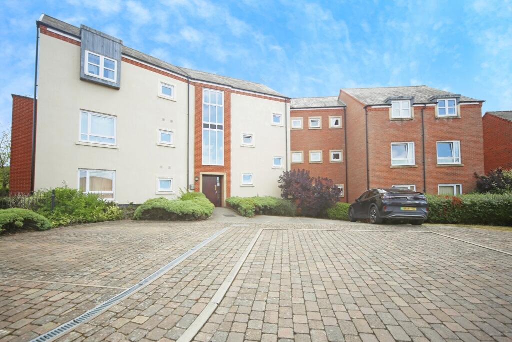 Main image of property: Addison Drive, STRATFORD-UPON-AVON, Warwickshire, CV37