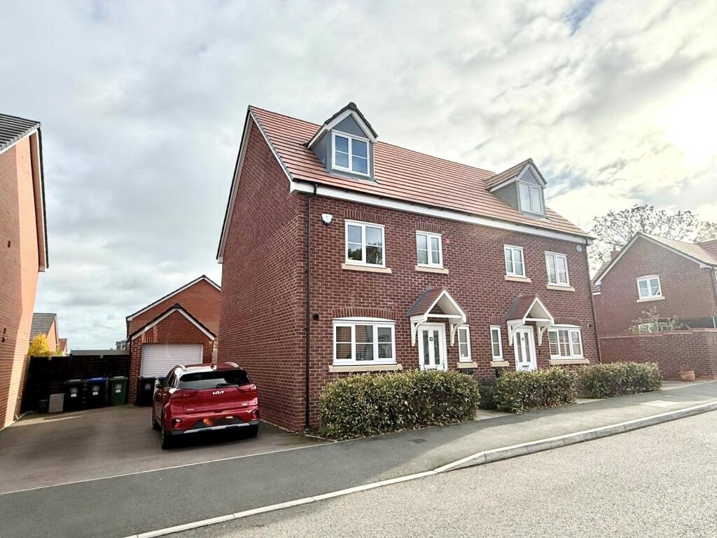 Main image of property: Delany Avenue, Wellesbourne, Warwick, Warwickshire, CV35