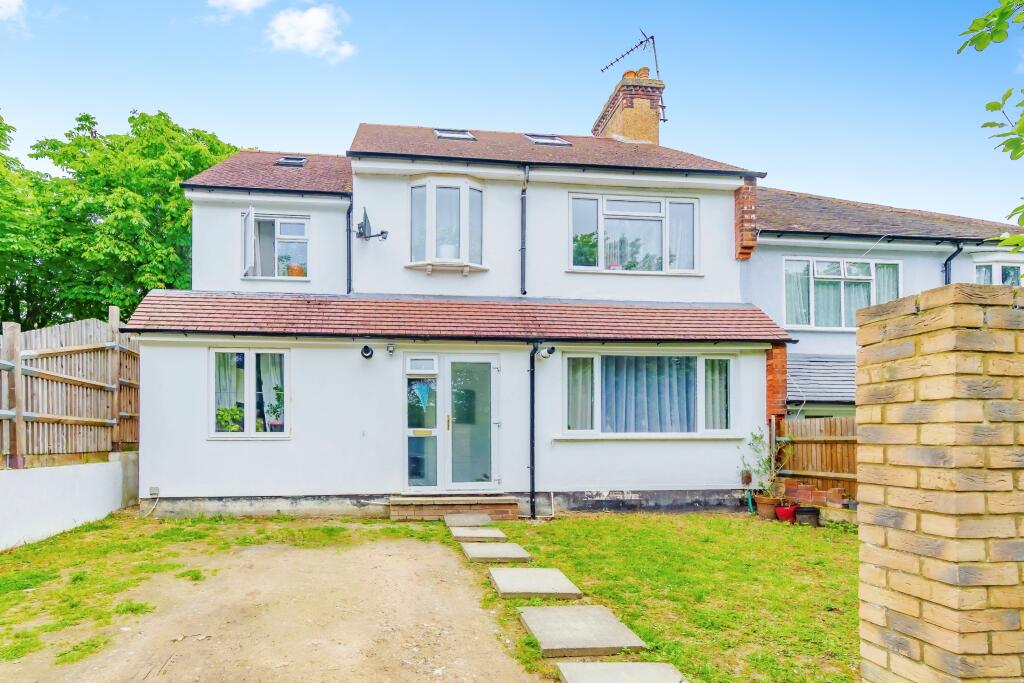 6 bedroom semidetached house for sale in Montpelier Road, Purley, CR8