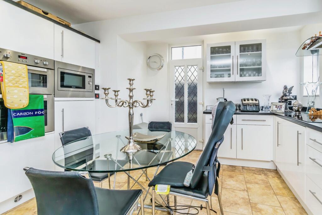 Additional property image - Coulsdon Road, Coulsdon, CR5