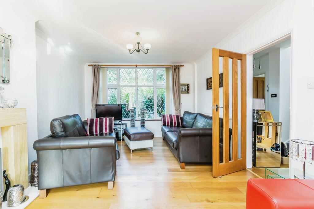 Additional property image - Coulsdon Road, Coulsdon, CR5