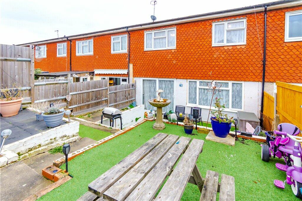 3 bedroom terraced house for sale in Danebury, New Addington, Croydon, CR0