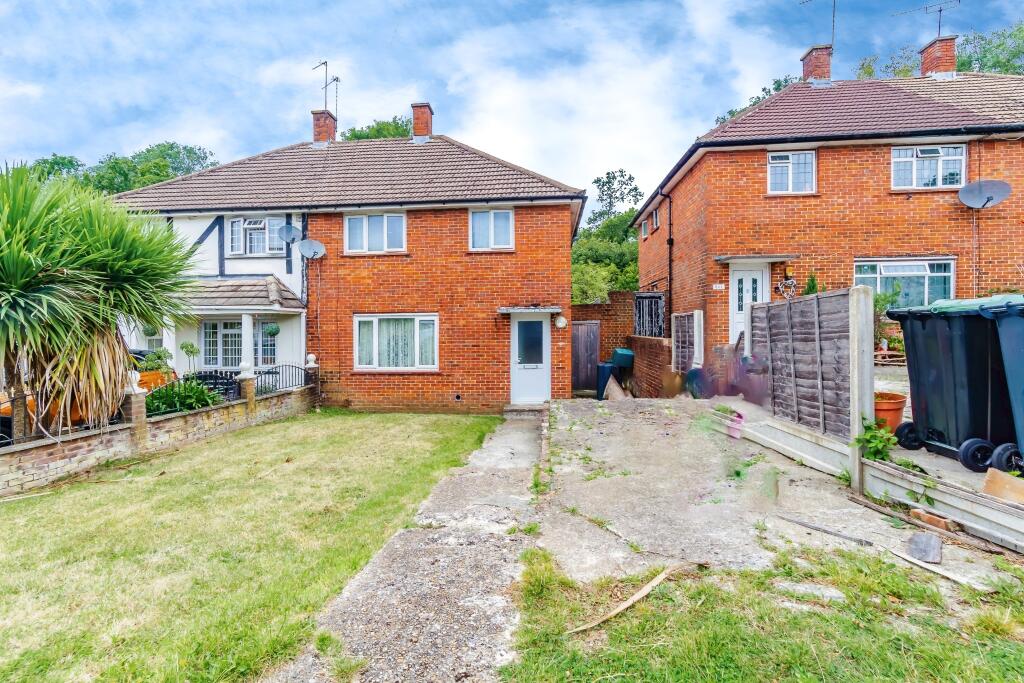 Main image of property: Dunley Drive, Croydon, CR0