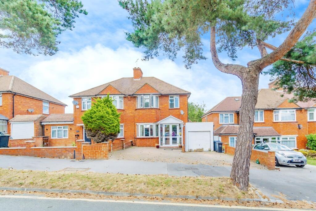 Main image of property: Crossways, South Croydon, Surrey, CR2