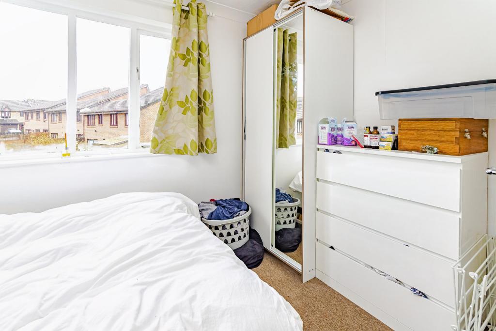 1 bedroom flat for sale in Marigold Way, Shirley Oaks Village, Croydon, CR0
