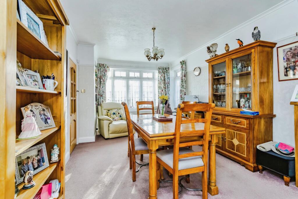 Additional property image - Woodmere Avenue, Croydon, CR0