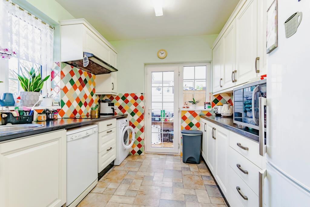 Additional property image - Woodmere Avenue, Croydon, CR0