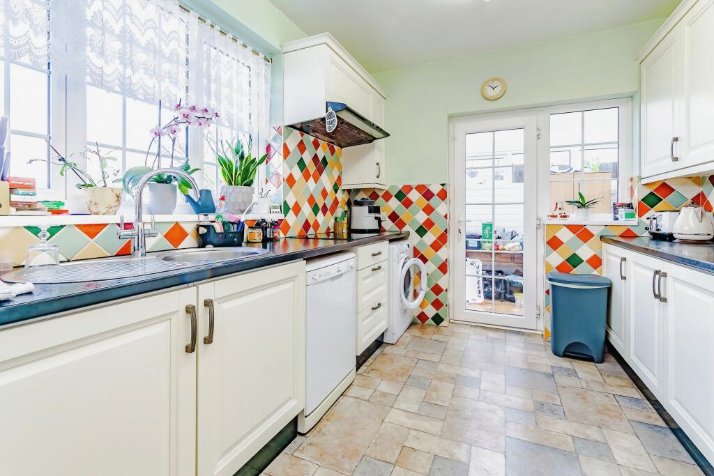 Additional property image - Woodmere Avenue, Croydon, CR0