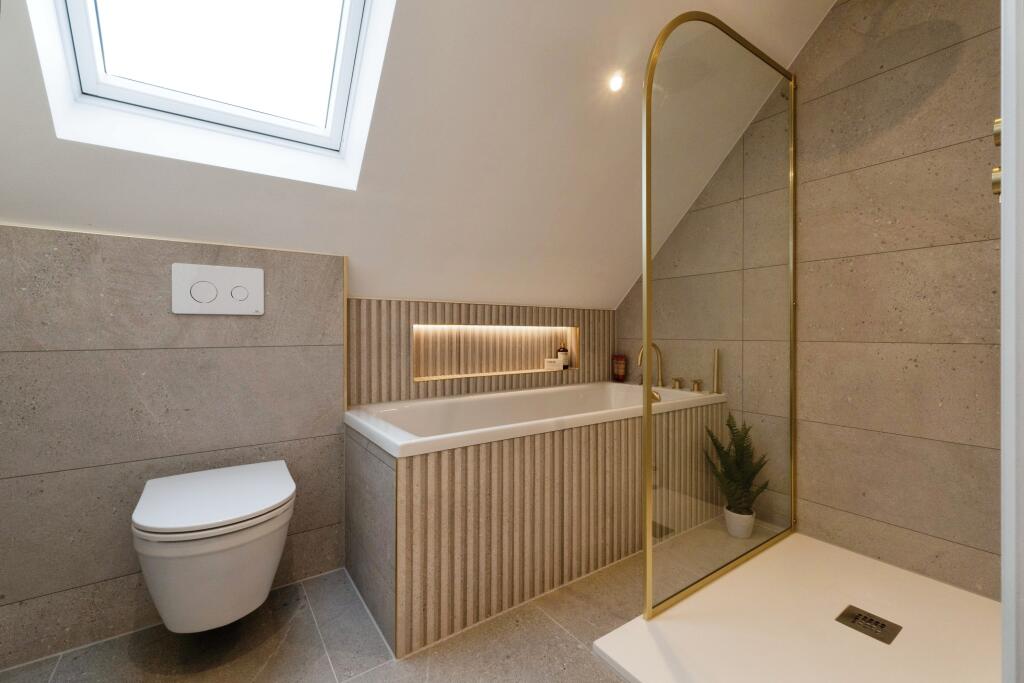 Additional property image - Tower View, Croydon, CR0
