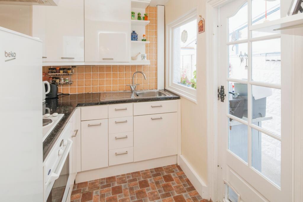 Additional property image - Spring Park Road, Croydon, CR0