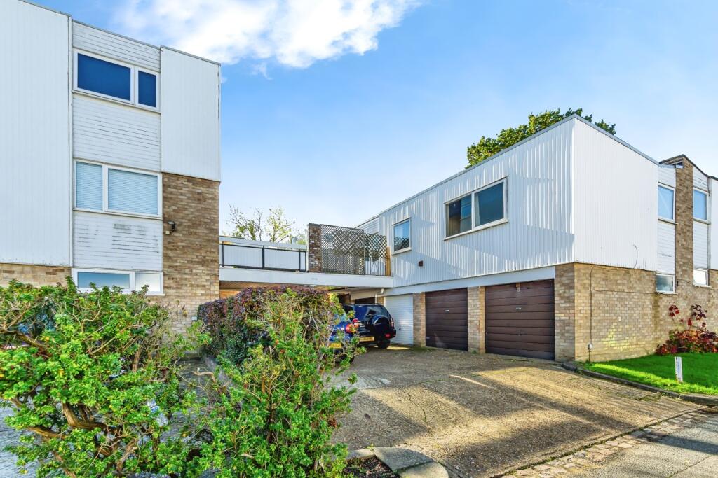 Main image of property: Ham View, Croydon, CR0