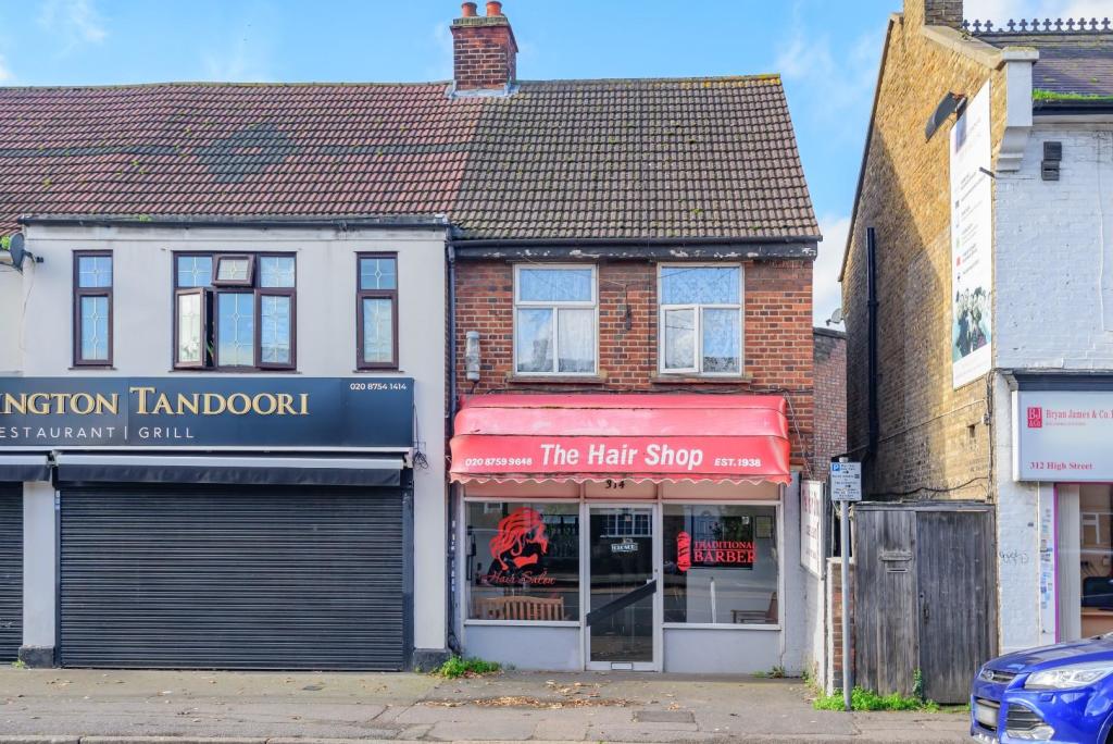 Commercial property for sale in High Street, Harlington, Hayes, UB3