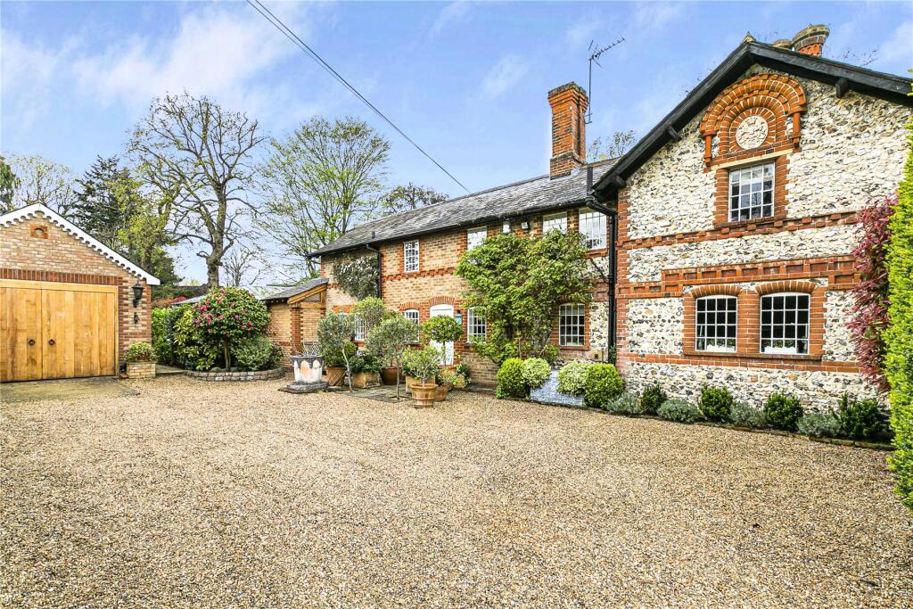 Main image of property: Norrels Drive, East Horsley, Leatherhead, Surrey, KT24