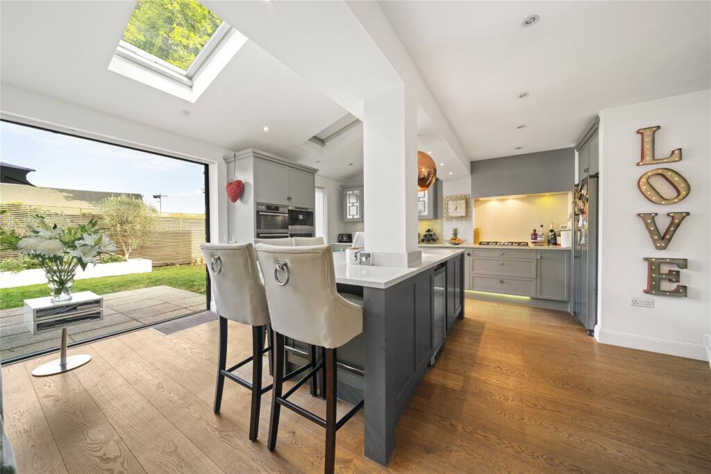 Main image of property: Onslow Close, Thames Ditton, Surrey, KT7