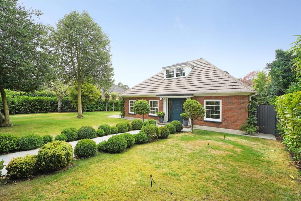 Main image of property: Old Avenue, Weybridge, Surrey, KT13