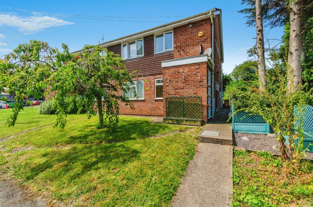 Main image of property: Brunslow Close, Willenhall, West Midlands, WV13