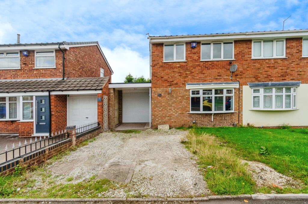 3 bedroom semi-detached house