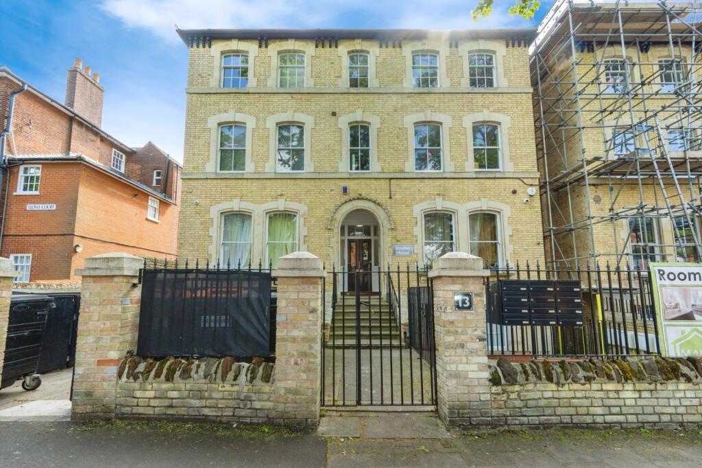 Main image of property: The Crescent, Bedford, Bedfordshire, MK40