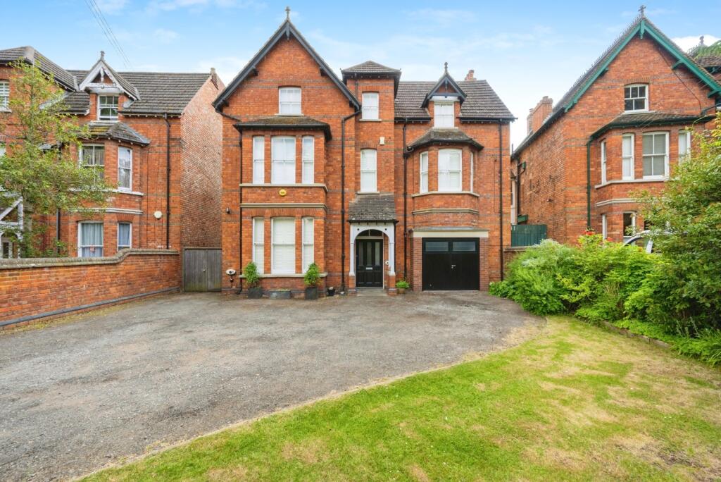 Main image of property: Lansdowne Road, Bedford, Bedfordshire, MK40