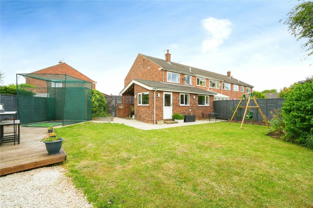 Main image of property: St. Annes Close, Bicester, Oxfordshire, OX26