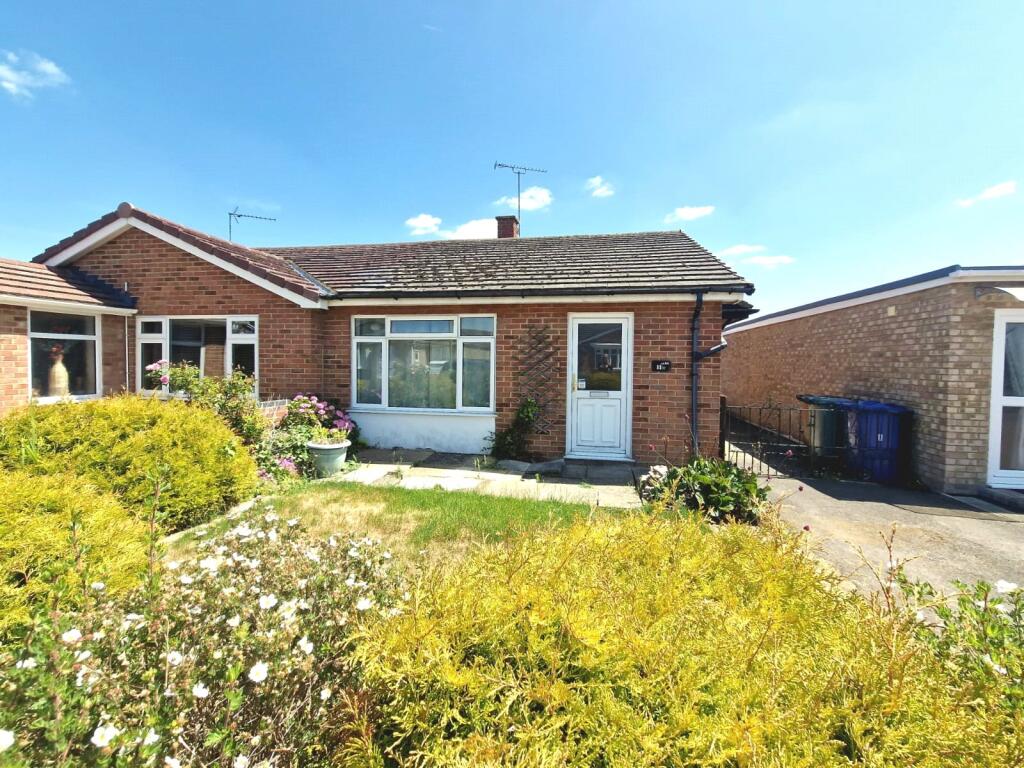 Main image of property: Maud Close, Bicester, Oxfordshire, OX26