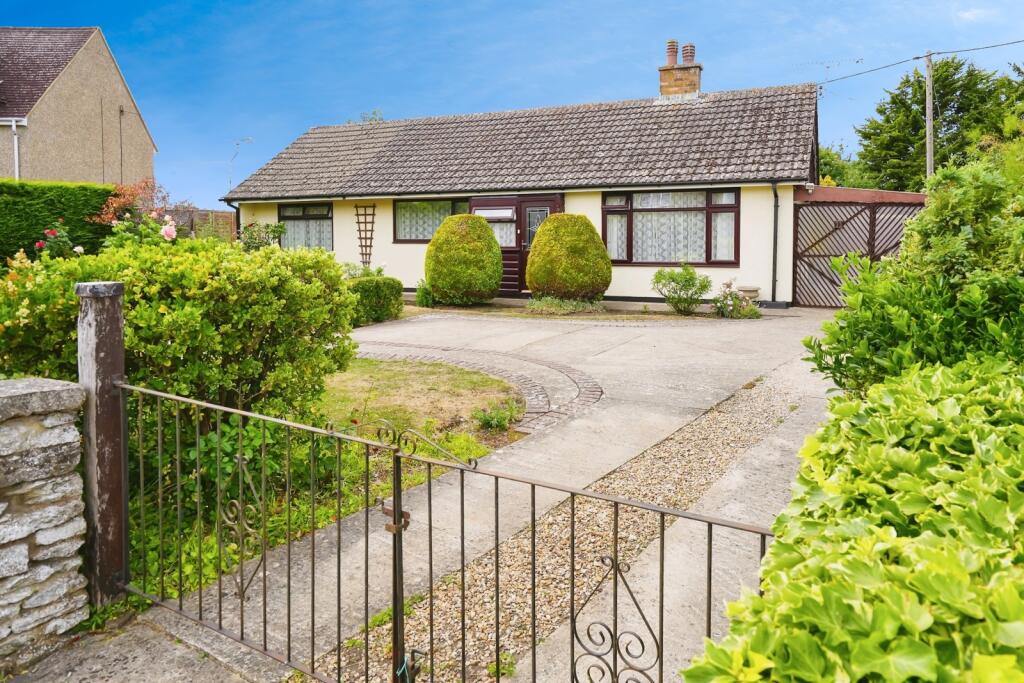 Main image of property: Norris Road, Upper Arncott, Bicester, Oxfordshire, OX25
