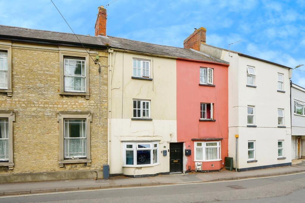 Main image of property: Kings End, Bicester, Oxfordshire, OX26