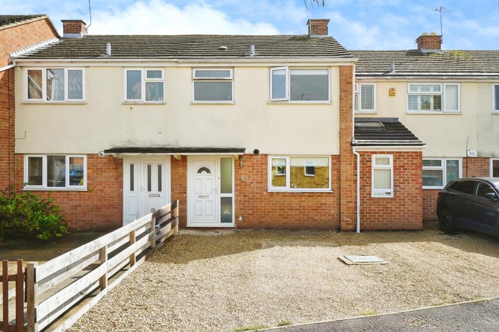 Main image of property: Campbell Close, BICESTER, Oxfordshire, OX26