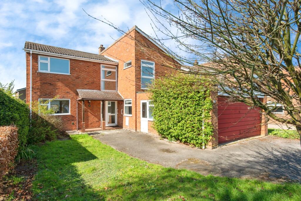 Main image of property: Ivel Gardens, Biggleswade, Bedfordshire, SG18