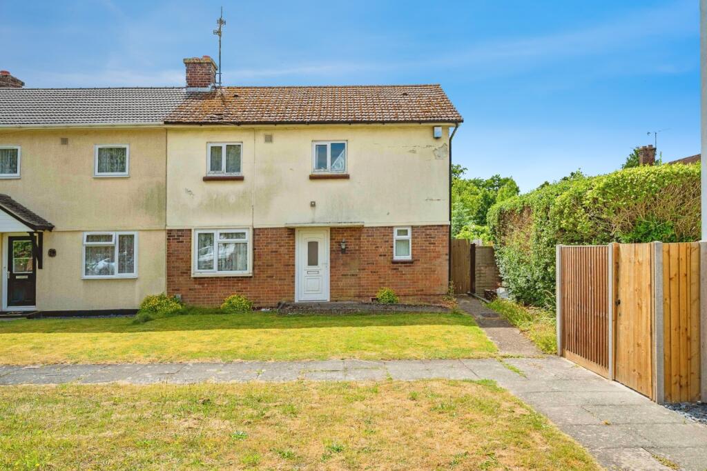 Main image of property: Drovers Way, Dunstable, Bedfordshire, LU6