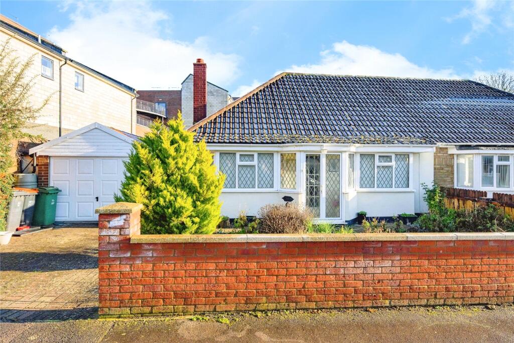 Main image of property: Whitehouse Close, Houghton Regis, Dunstable, Bedfordshire, LU5