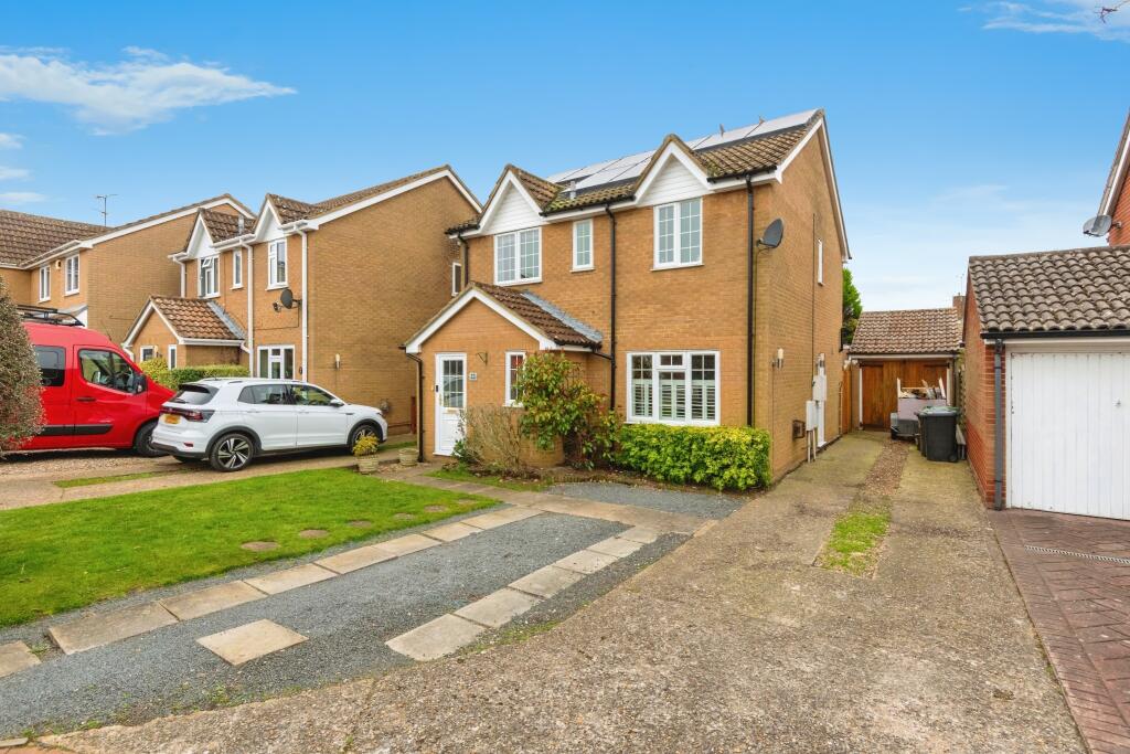 Main image of property: Truro Gardens, Flitwick, Bedford, Bedfordshire, MK45