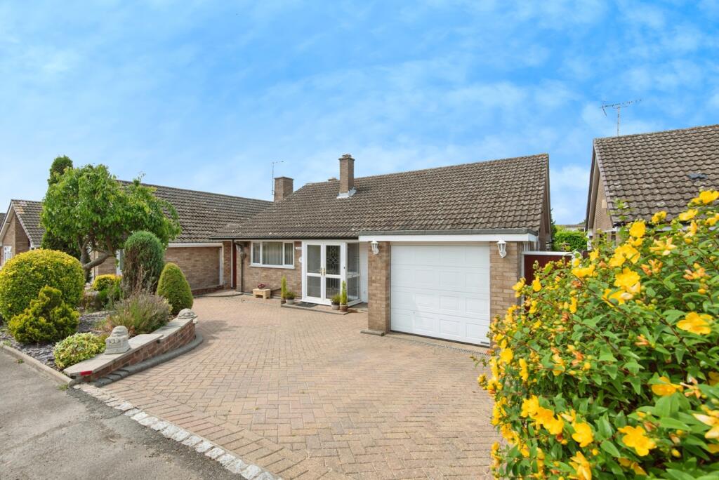 Main image of property: Stotfold Road, Hitchin, SG4