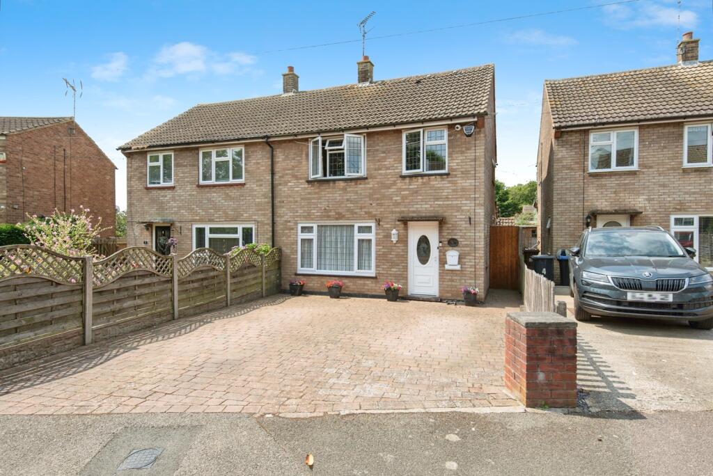 Main image of property: Clarion Close, Offley, Hitchin, Hertfordshire, SG5