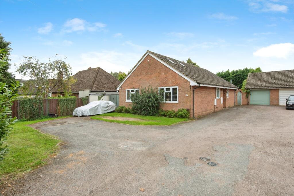 Main image of property: Bedford Road, Lower Stondon, Henlow, Bedfordshire, SG16