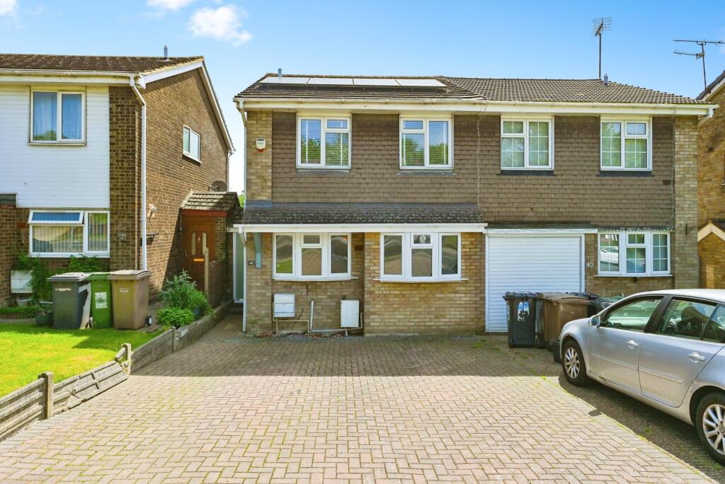 Main image of property: Bramingham Road, LUTON, Bedfordshire, LU3