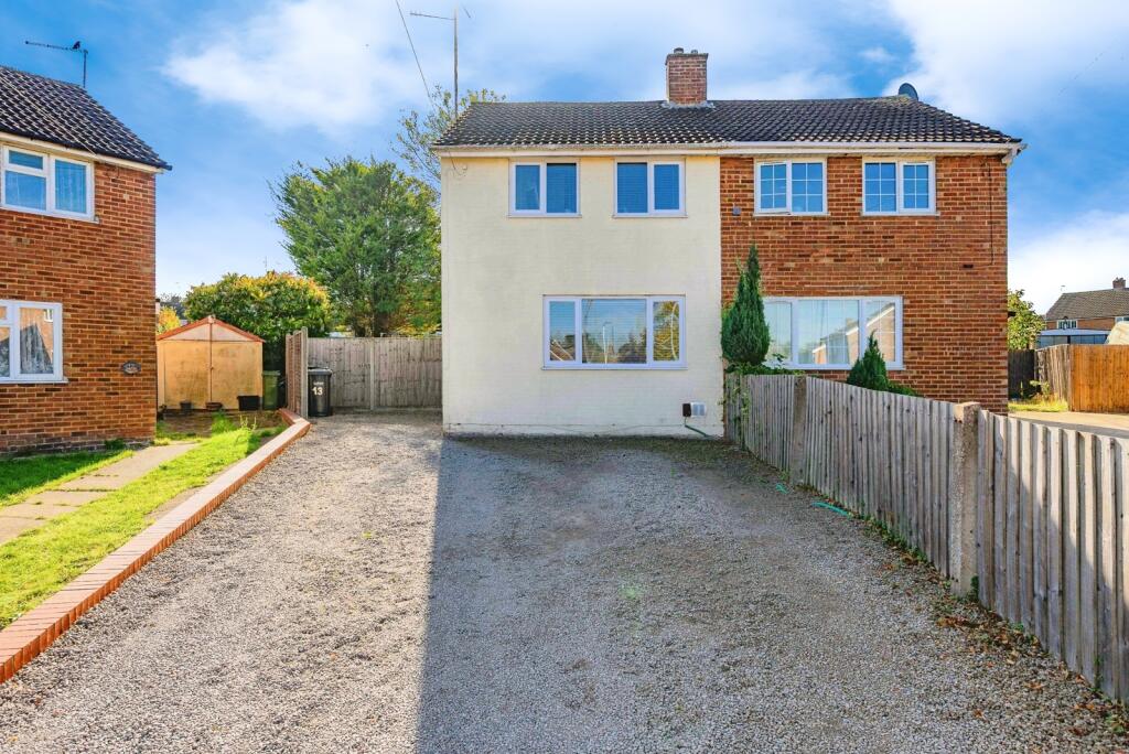 Main image of property: Lilac Grove, Luton, Bedfordshire, LU3