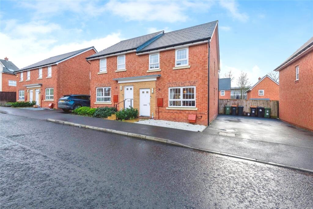 Main image of property: Alexander Way, Leighton Buzzard, Bedfordshire, LU7