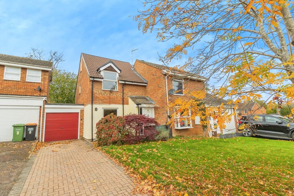 Main image of property: Ullswater Drive, Leighton Buzzard, Bedfordshire, LU7
