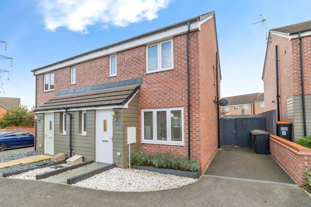 Main image of property: Siskin Grove, Leighton Buzzard, Bedfordshire, LU7