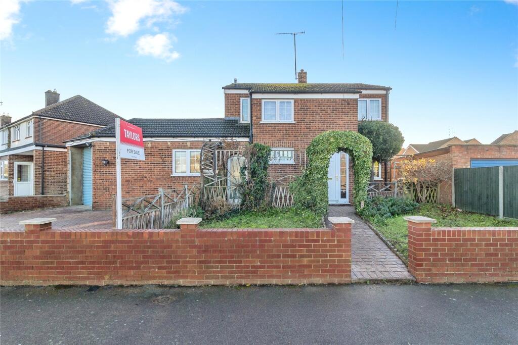 Main image of property: Capshill Avenue, Leighton Buzzard, Bedfordshire, LU7