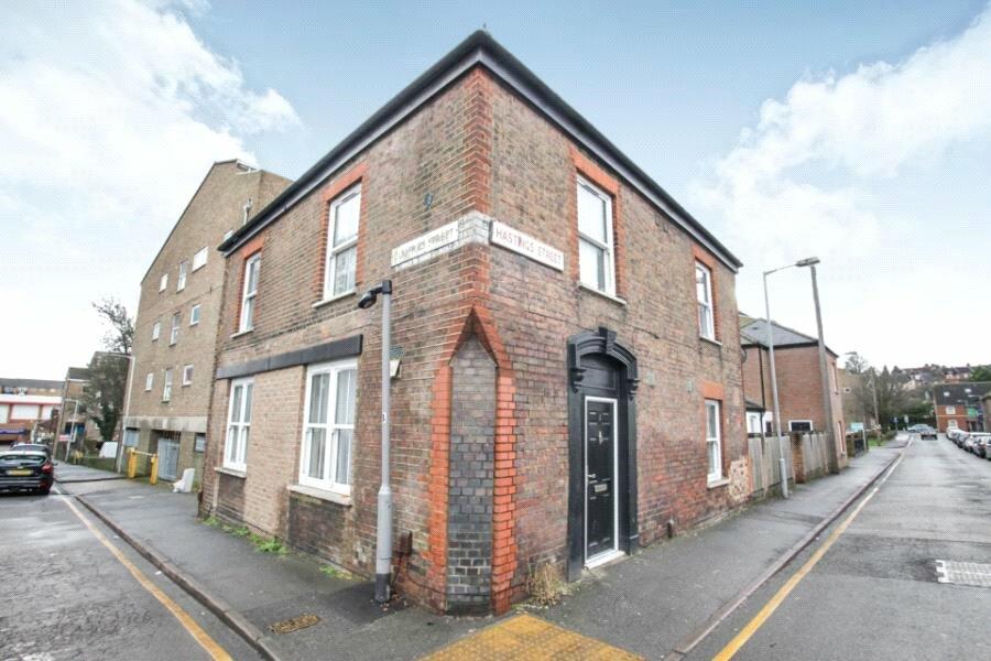 1 bedroom flat for sale in Dumfries Street, Luton, Bedfordshire, LU1