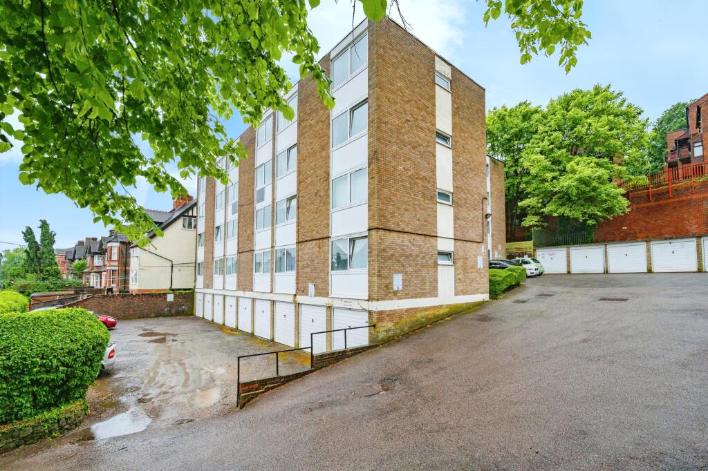 Main image of property: Downs Road, Luton, Bedfordshire, LU1