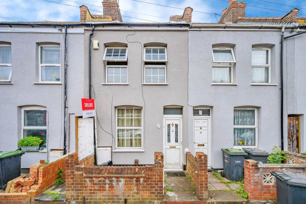 Main image of property: Malvern Road, Luton, Bedfordshire, LU1