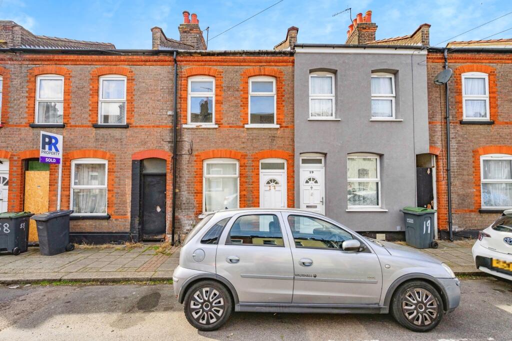 Main image of property: Whitby Road, Luton, Bedfordshire, LU3