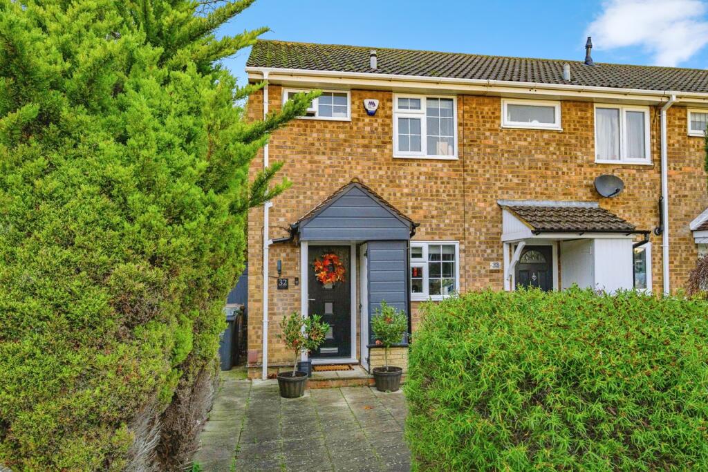 Main image of property: Cowdray Close, Luton, Bedfordshire, LU2