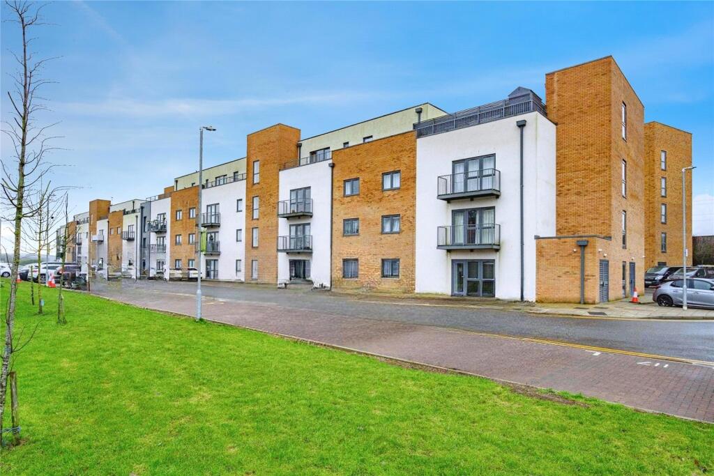 Main image of property: Cypress Road, Luton, Bedfordshire, LU1