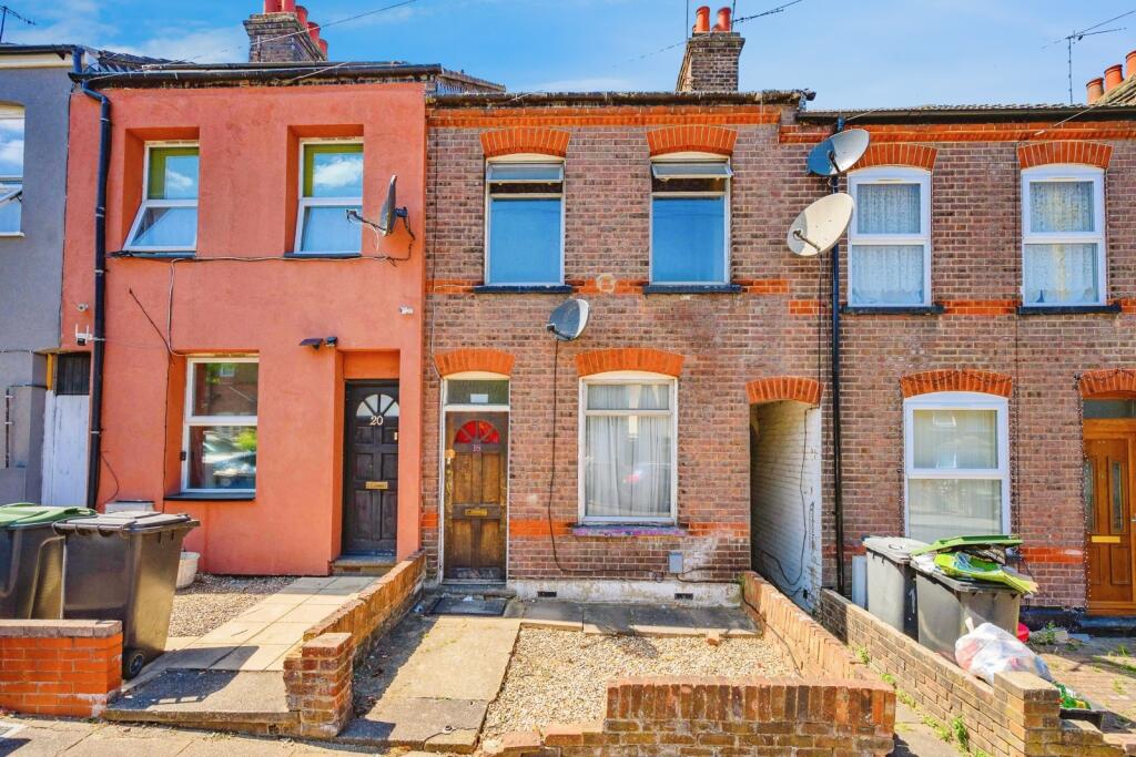 Main image of property: Ferndale Road, Luton, Bedfordshire, LU1